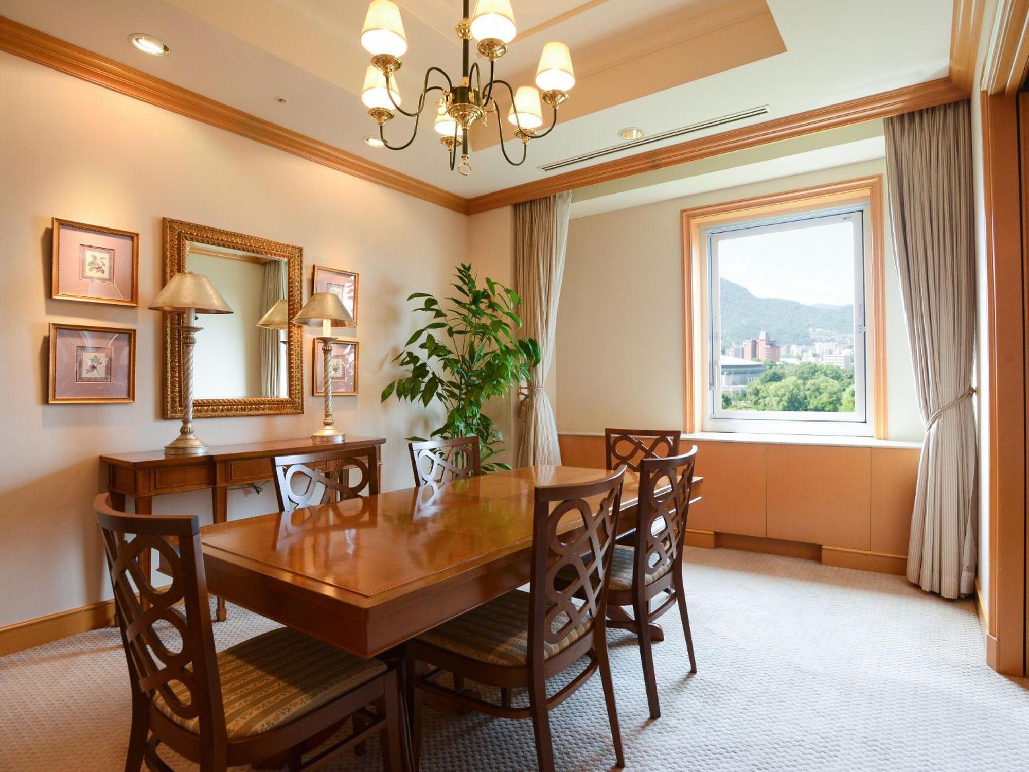 โรงแรมซัปโปโร ปาร์ค ห้อง รูปภาพ A dining room